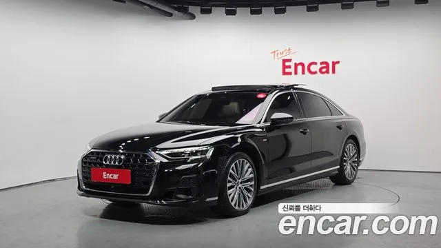 Audi A8 2023 — photo 1