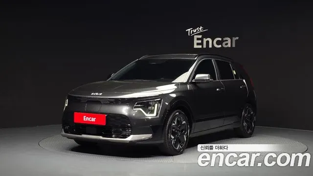 Kia Niro 2024 — photo 1