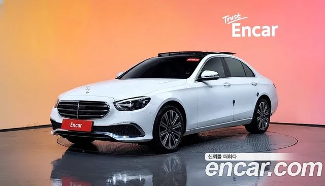 Mercedes-Benz E-Class 2021 — photo 1