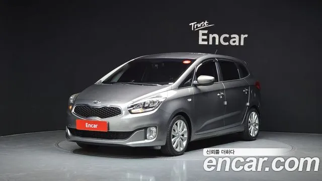 Kia Carens 2016 — photo 1