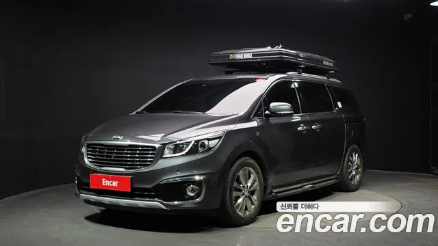 Kia Canival 2016 — photo 1