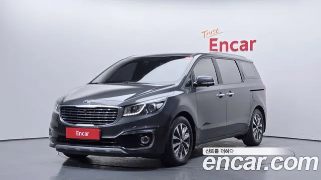 Kia Canival 2016 — photo 1