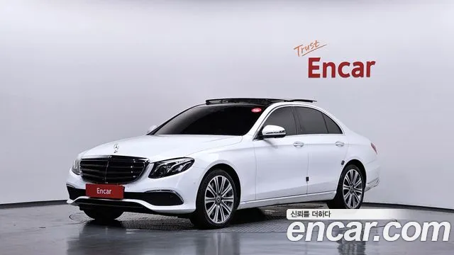 Mercedes-Benz E-Class 2020 — photo 1