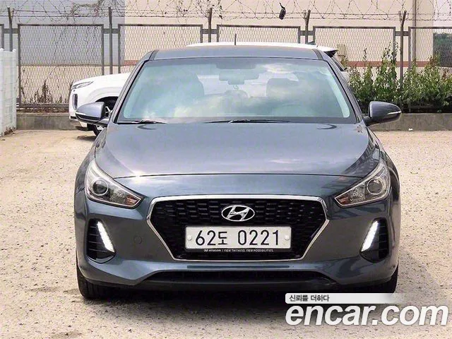 Hyundai i30 2017 — photo 1