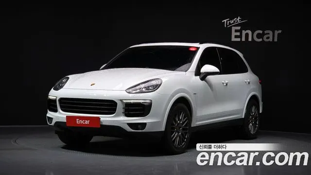 Porsche Cayenne 2017 — photo 1