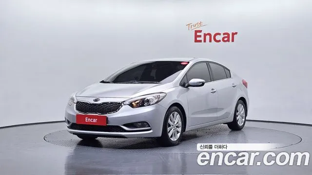 Kia K3 2015 — photo 1