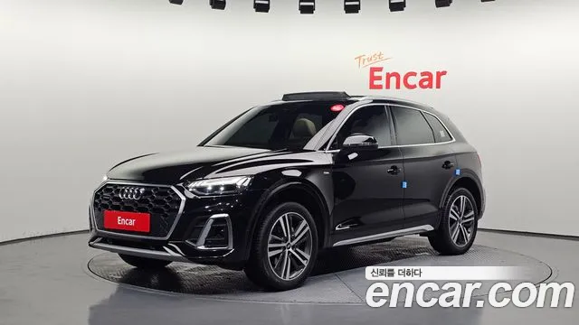 Audi Q5 2021 — photo 1