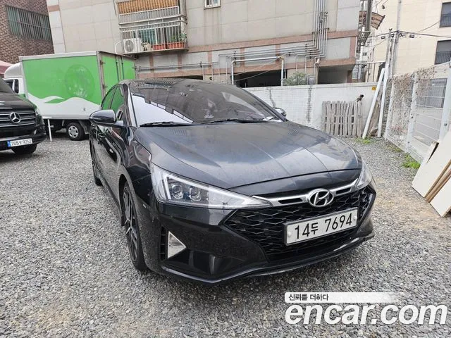 Hyundai AVANTE 2019 — photo 1