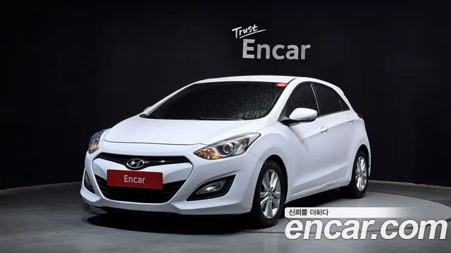 Hyundai i30 2014 — photo 1