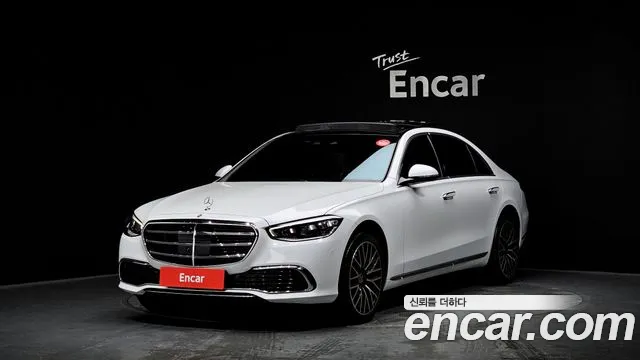 Mercedes-Benz S-Class 2024 — photo 1