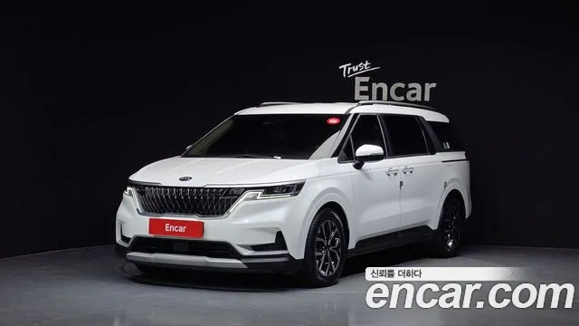 Kia Canival 2021 — photo 1