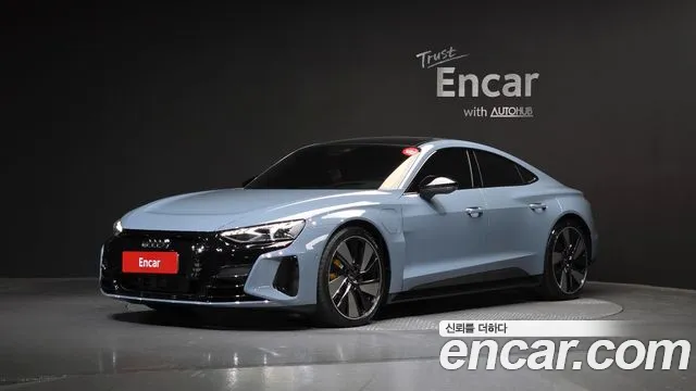 Audi e-tron GT 2022 — photo 1