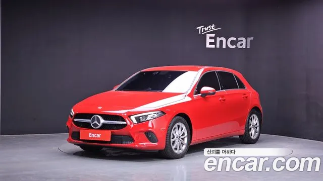 Mercedes-Benz A-Class 2019 — photo 1
