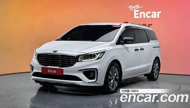 Kia Canival 2019 — photo 1