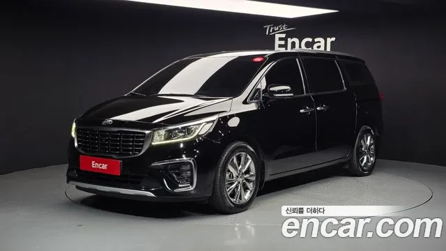 Kia Canival 2019 — photo 1