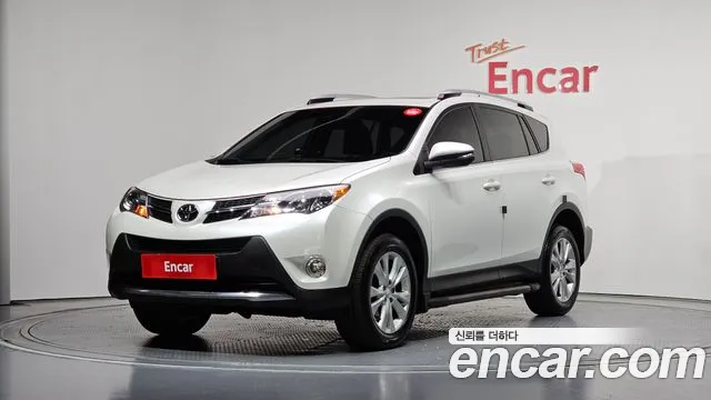 Toyota RAV4 2014 — photo 1