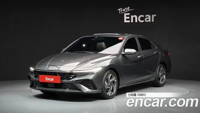 Hyundai AVANTE 2024 — photo 1