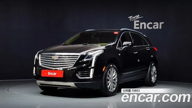 Cadillac XT5 2018 — photo 1