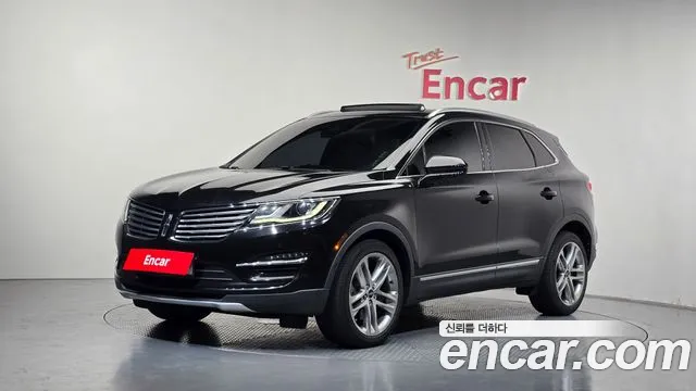 Lincoln MKC 2015 — photo 1