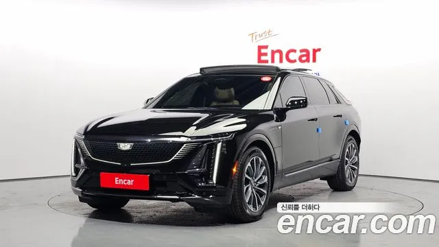 Cadillac Lyriq 2024 — photo 1