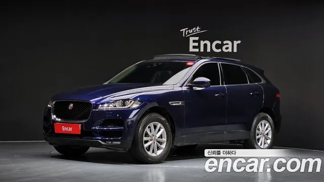 Jaguar F-PACE 2017 — photo 1