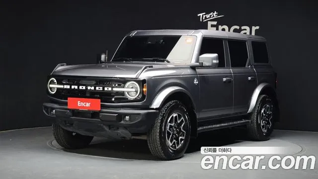 Ford Bronco 2022 — photo 1