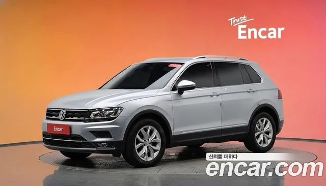Volkswagen Tiguan 2020 — photo 1