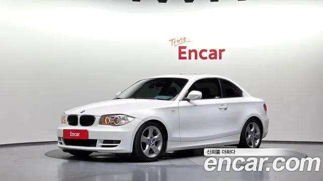 BMW 1-Series 2010 — photo 1