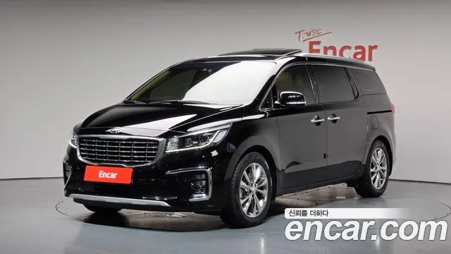 Kia Canival 2020 — photo 1