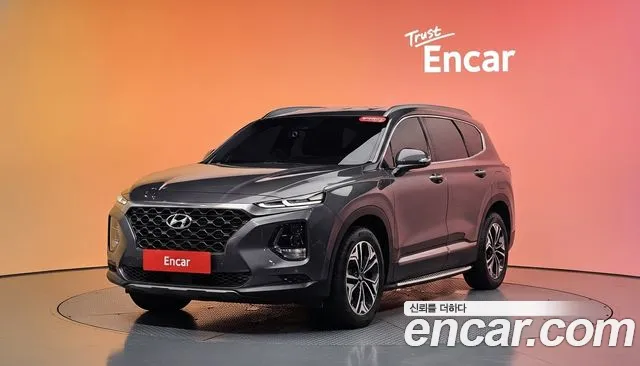 Hyundai Santafe 2019 — photo 1