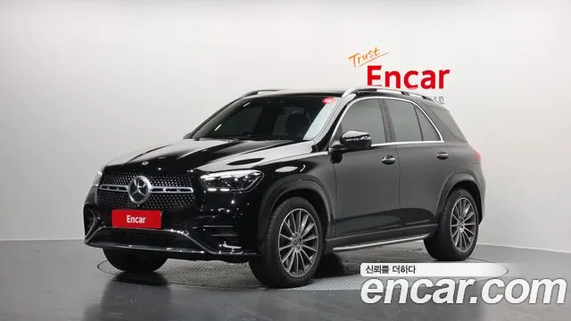 Mercedes-Benz GLE-Class 2025 — photo 1
