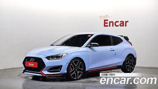 Hyundai Veloster 2020 — photo 1