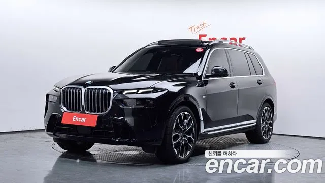 BMW X7 2025 — photo 1