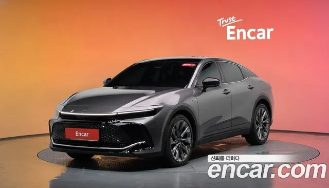 Toyota Crown 2026 — photo 1