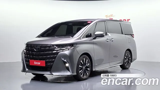 Toyota Alphard 2025 — photo 1