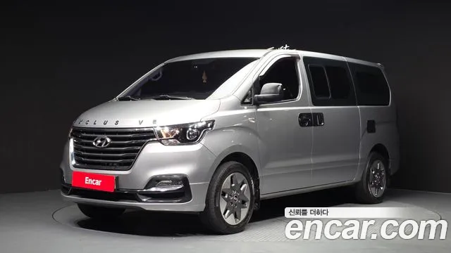 Hyundai Starex 2019 — photo 1