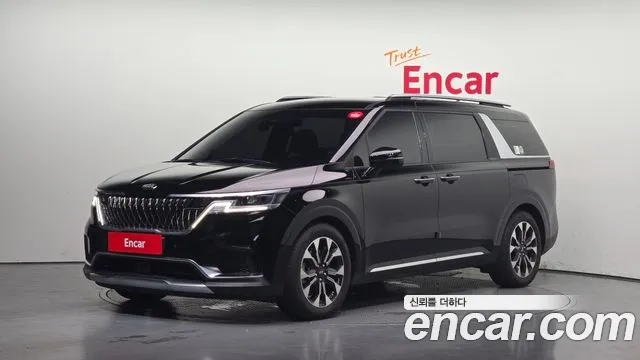 Kia Canival 2021 — photo 1