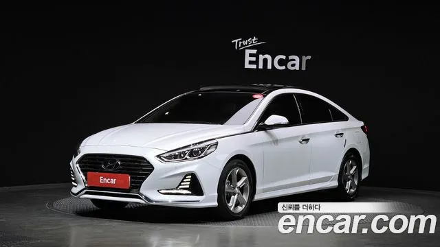 Hyundai Sonata 2018 — photo 1