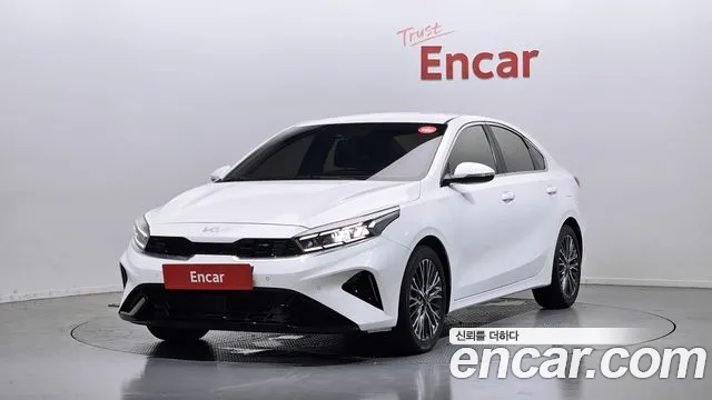 Kia K3 2022 — photo 1