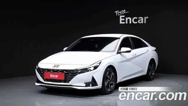 Hyundai AVANTE 2022 — photo 1
