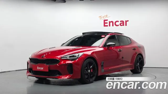 Kia Stinger 2018 — photo 1
