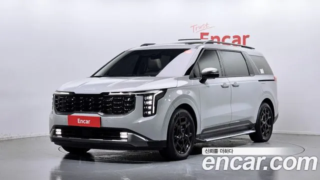 Kia Canival 2025 — photo 1