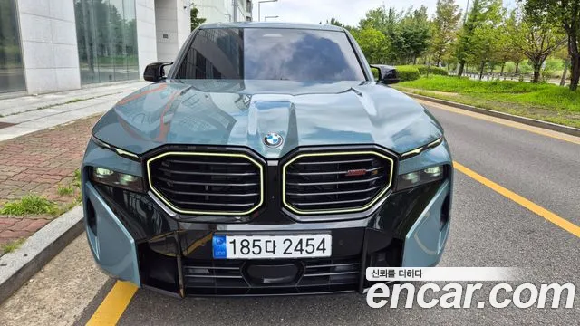 BMW XM 2026 — photo 1