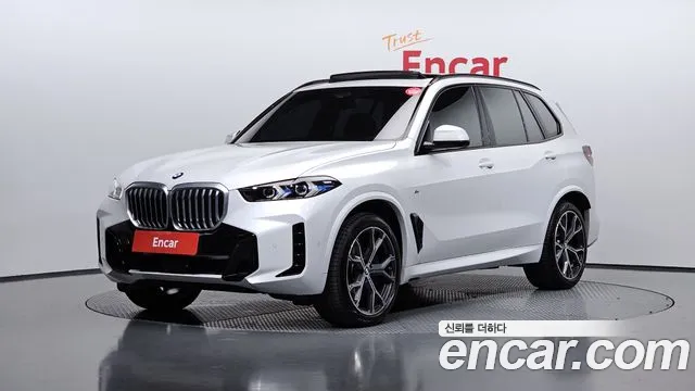 BMW X5 2025 — photo 1