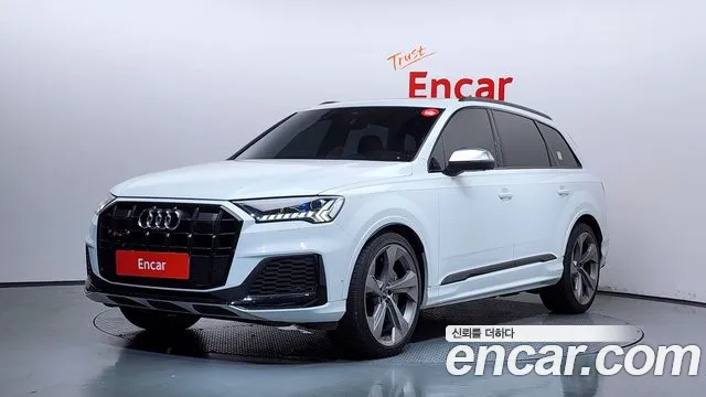 Audi SQ7 2023 — photo 1