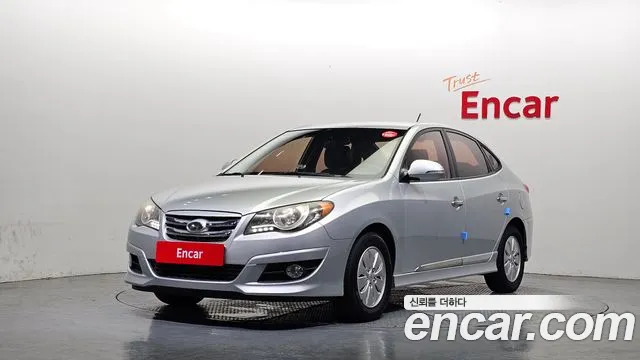 Hyundai AVANTE 2010 — photo 1