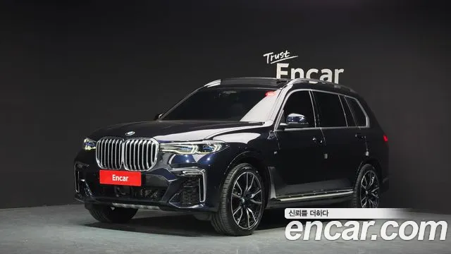 BMW X7 2022 — photo 1