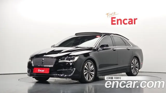 Lincoln MKZ 2017 — photo 1