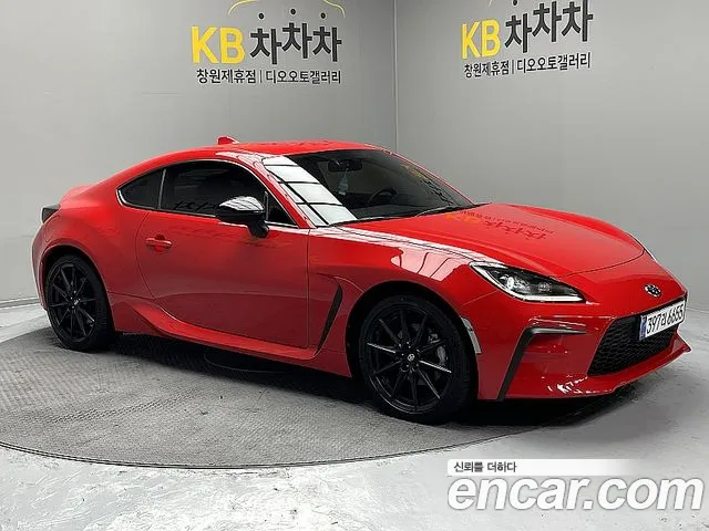 Toyota 86 2024 — photo 1