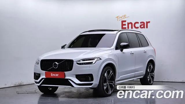 Volvo XC90 2021 — photo 1